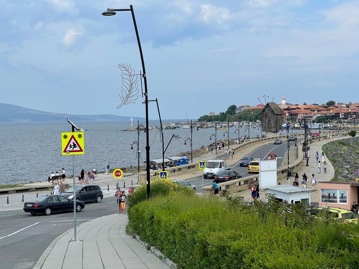 Alexandrov Plaza Studio Apartment Nesebar Exterior photo